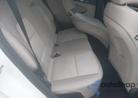 2017 Hyundai Tucson Limited/Sport And Eco/Se z USA, uszkodzony, nr VIN KM8J33A46HU343250